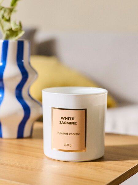 Sinsay - Voňavá sviečka White Jasmine - biela