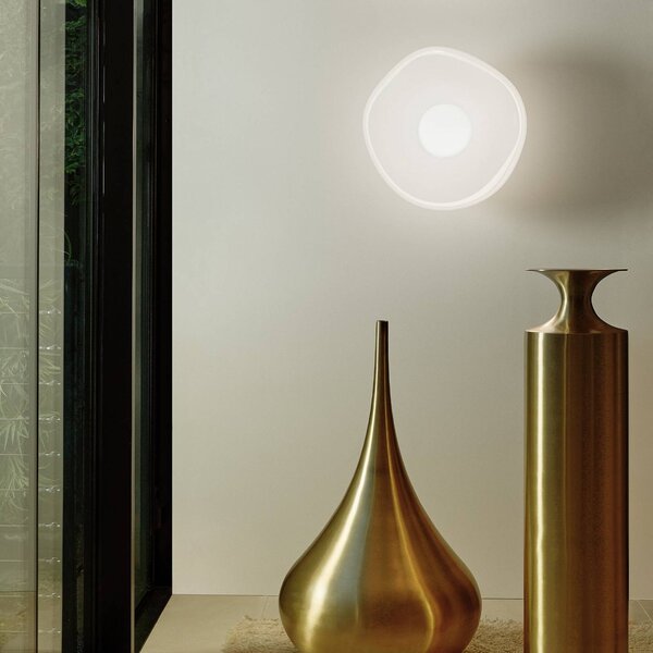 Tom Dixon LED nástenné svetlo Melt, Ø 50 cm, opálová/chrómová farba, Chrómová / strieborná, Obývacia izba / jedáleň, Plast, Dizajn, Nástenné svietidlo