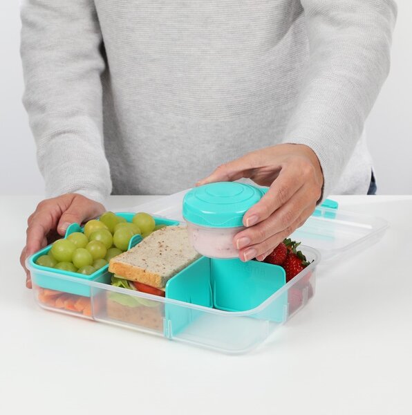 Sistema To Go Trojkomorová krabička s nádobou na jogurt a 2 tácky 1,25 l mix