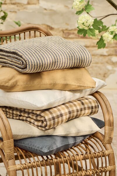 Prešívaný prehoz Brown checkered pattern 130 × 180 cm