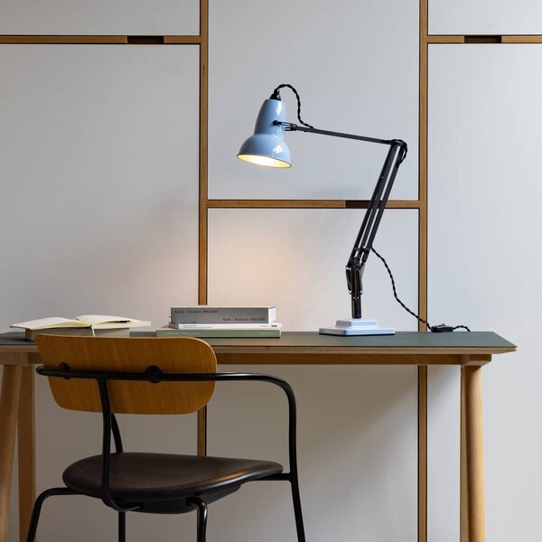 Anglepoise Stolová lampa Original 1227, opálovo modrá/čierna, 49 cm, Čierna, Pracovňa / Kancelária, Hliník, Dizajn, Stojacie svietidlo