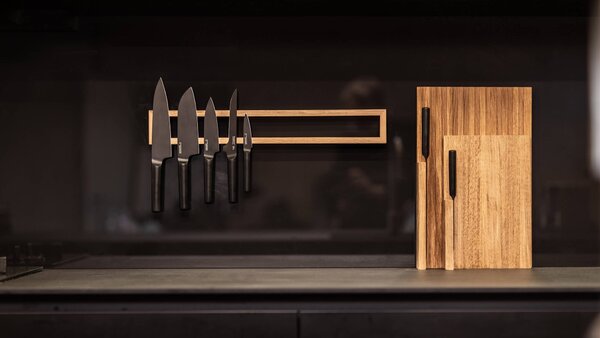 MUZZA MAGNETICKÝ DRŽIAK NOŽOV WALL RACK LARGE