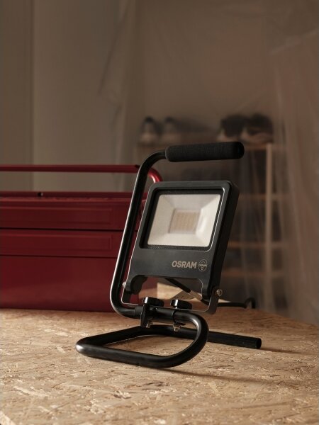 Osram - LED reflektor s držiakom S-STAND LED/30W/230V IP65