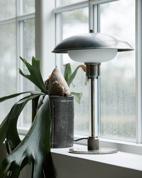 MUZZA Stolná lampa bogun mosadz