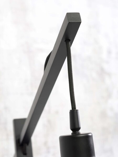 MUZZA Stojacia lampa hitana čierna