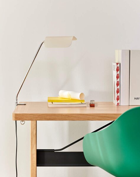 HAY Lampa Apex Desk Clip, oyster white AD345