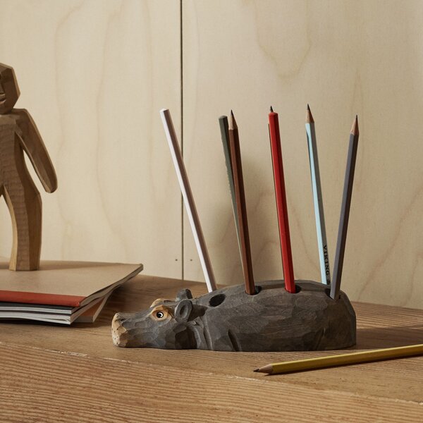 Drevený stojanček na ceruzky Hippo Hand Carved