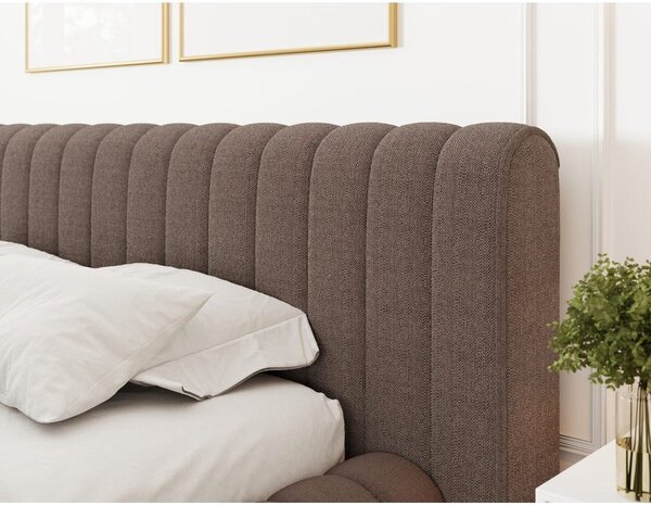 Hnedá čalúnená dvojlôžková posteľ s úložným priestorom s roštom 140x200 cm Carilla – ELTAP