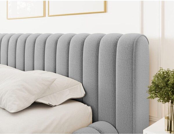Svetlosivá čalúnená dvojlôžková posteľ s úložným priestorom s roštom 140x200 cm Carilla – ELTAP