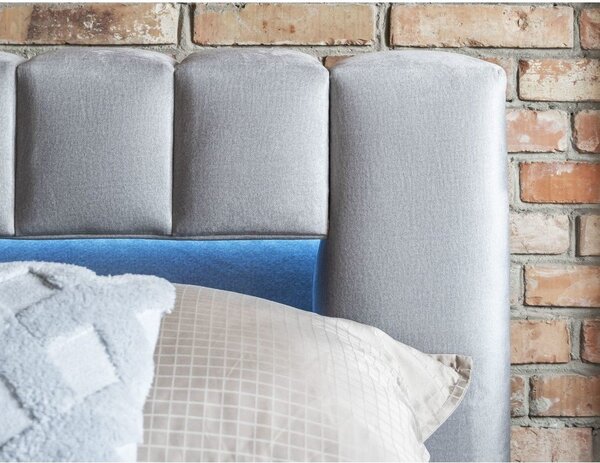 Svetlosivá čalúnená dvojlôžková posteľ s úložným priestorom s roštom 140x200 cm Lamica – ELTAP