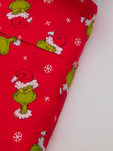 Sinsay - Súprava bavlneného posteľného prádla s vianočným vzorom Grinch - červená