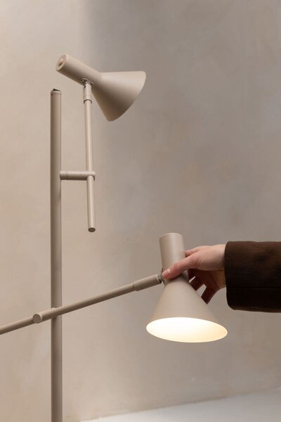 MUZZA Stojacia lampa IMIR 171 cm piesková