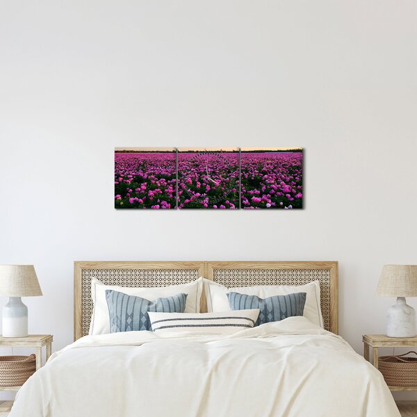 Obraz - Lúka fialových tulipánov (s hodinami) (90x30 cm)