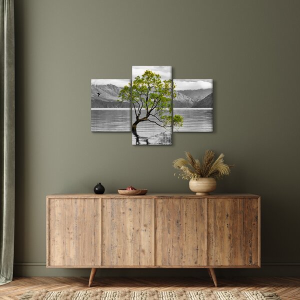 Obraz stromu uprostred jazera (90x60 cm)