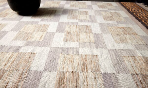 Diamond Carpets India , Ručne viazaný kusový koberec Dante DESP P90 Marble Gold, 80x150, béžová, obývacia izba
