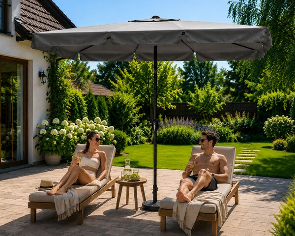 Obdĺžnikový veľký šikmý záhradný slnečník s kľukou sivý 200x130 cm MultiGarden