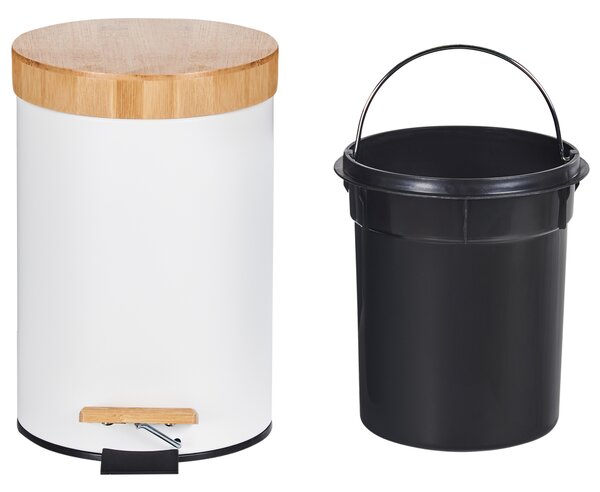 Sada 2 odpadkových košov s pedálom a vekom biela syntetický materiál železo bambusové drevo koše na recyklovaný odpad