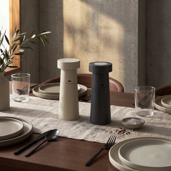 Lucande LED soľnička a korenička Salt & Pepper, sada 2 ks, Hliník / sivá / zinok, Obývacia izba / jedáleň, Plast, Moderný