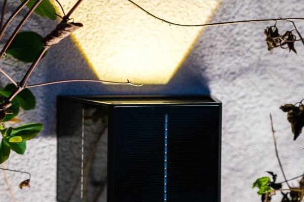 Brilagi - LED Solárne nástenné svietidlo SOLAR CUBE LED/2W/3,2V 1300 mAh IP54