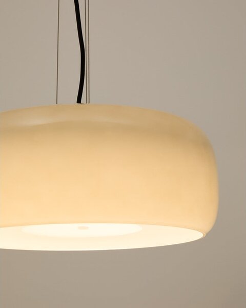 LED závesné svietidlo sivobéžové so skleneným tienidlom ø 38 cm Reig – Kave Home