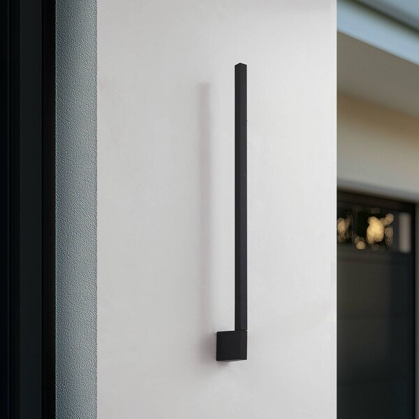 Lindby LED nástenné svetlo Neano, 80 cm, čierne, kov, IP54, Čierna, Hliník, Moderný, Nástenné svietidlo