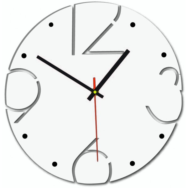 Drevené nástenné hodiny s vyrezávanými číslami I SENTOP HDFK005
