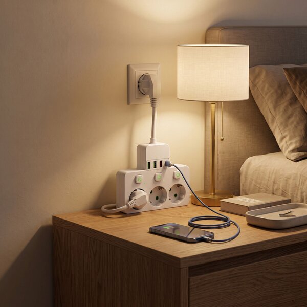 Toolight Toolight, JNH018, zásuvkový rozbočovač 3 zásuvky + 3× USB-A + USB-C s LED svetlom, biela, OSW-56306