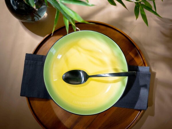 SADA HLBOKÝCH TANIEROV Hot Green 22/5 cm Creatable - Taniere, Online Only