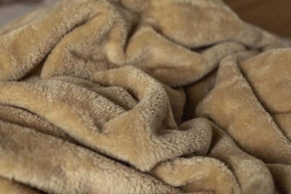 Polášek Deka MIKROFLANEL - Oriešková | 150 x 200 cm
