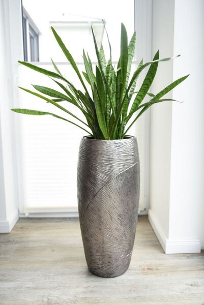 Luxusný kvetináč ROYAL, sklolaminát, výška 73 cm, strieborno-čierny