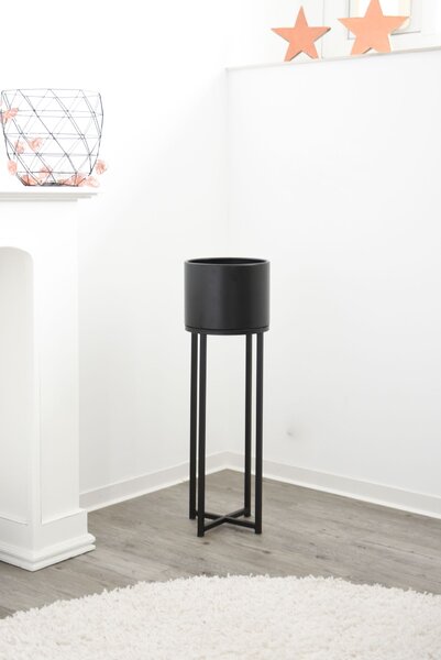 Kvetináč na vysokých nohách ELEVATE CROSS, oceľ, výška 79 cm, čierny mat