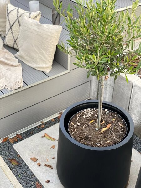 Kvetináč VEKRA, sklolaminát, výška 50 cm, čierna
