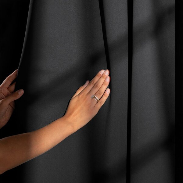 Čierny dimout záves 140x245 cm Kierra – Restilo