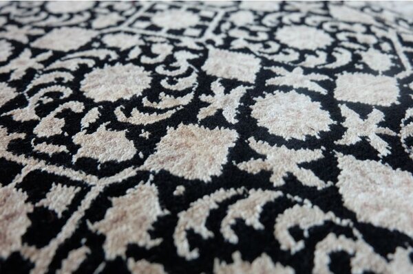 Orientálny strieborný behúň Begum 1224 schwarz 0,80 x 2,50 m