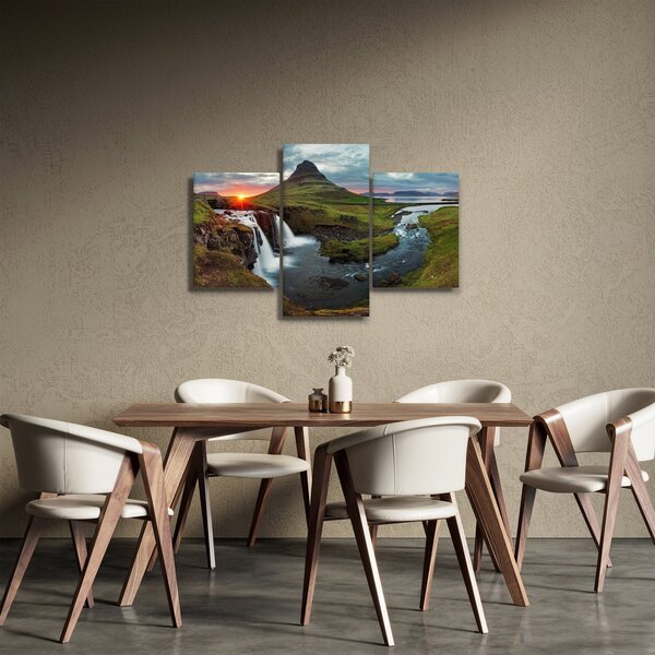 Obraz - Kirkjufell pri západe slnka (90x60 cm)