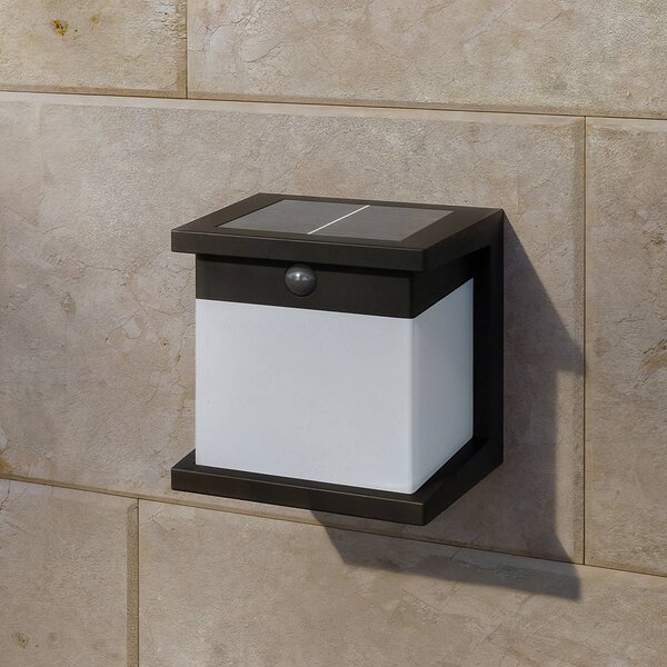 Solárne nástenné svietidlo Philips LED Diara, čierne, so senzorom, IP44, Čierna, Plast, Nástenné svietidlo