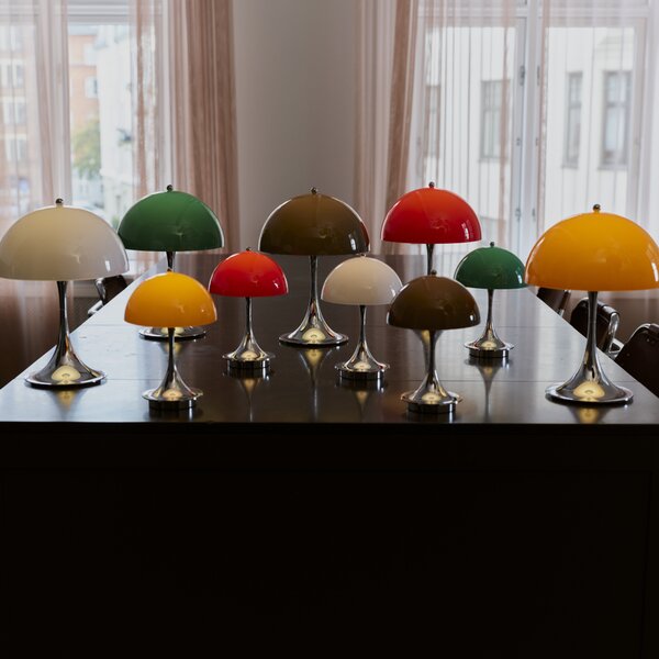 Prenosná lampa Panthella 160, Original Opal blue grey – Louis Poulsen