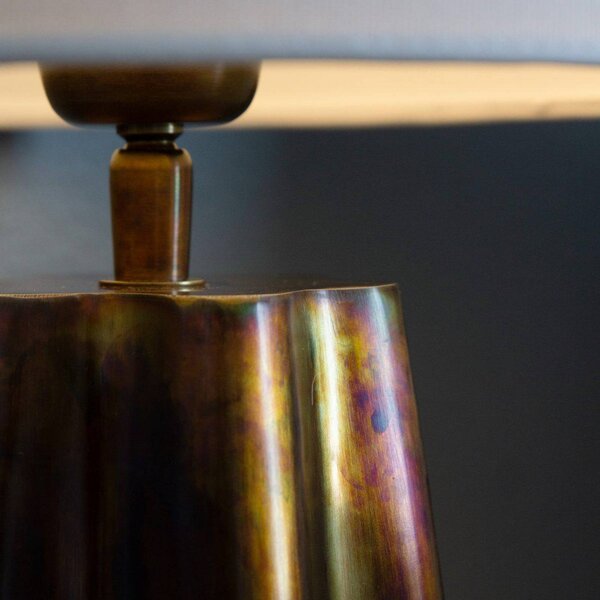 PR Home Stolová lampa Aira, výška 50 cm, mosadzová farba/biela, Mosadz / zlato, Obývacia izba / jedáleň, kov, Stojacie svietidlo