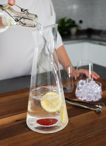 Karafa na vodu Trebonn SplitGlass Barva: Čierna