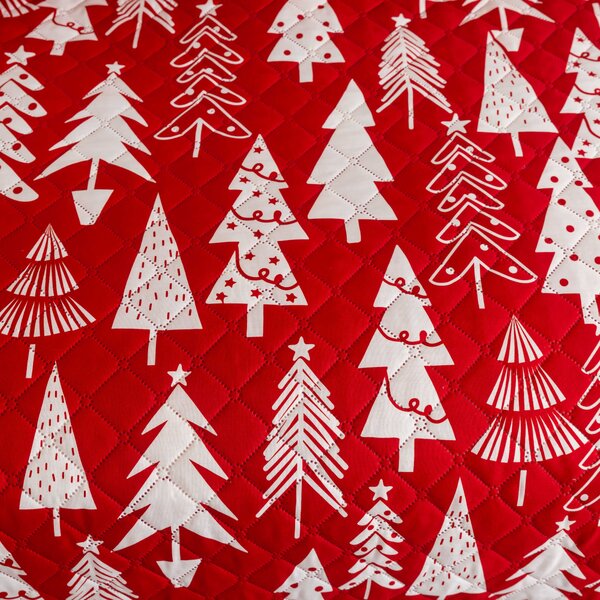 Červený prehoz na posteľ CHRISTMAS TREES Rozmer: 220 x 240 cm