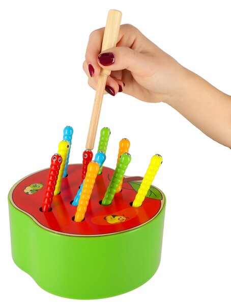 KIK Magnetická dřevěná hra Jablko s housenkami Montessori, 10 ks