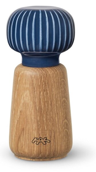 Mlynček z dubového dreva na korenie s tmavomodrým detailom z porcelánu Kähler Design Hammershoi, výška 13 cm
