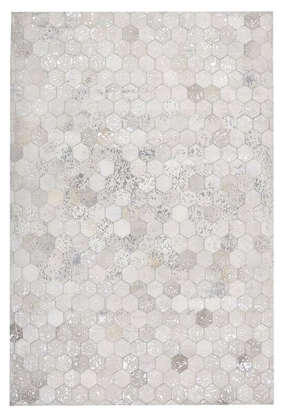 Obdĺžnikový koberec strieborný s béžovou z hovädzej kože 140 x 200 cm patchwork šesťuholníky glamour
