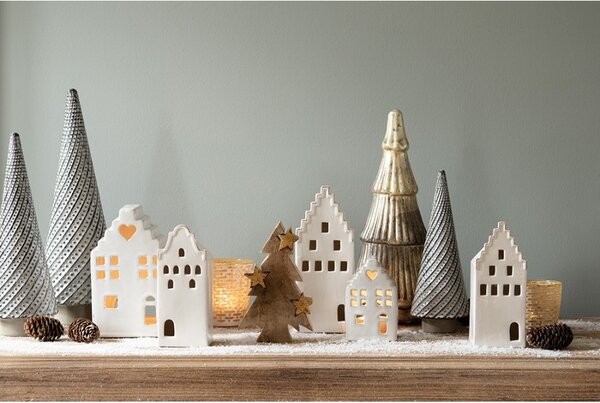 Béžový porcelánový domček svietnik na čajovú sviečku Christmas House S - 7*6*11 cm - Clayre & Eef