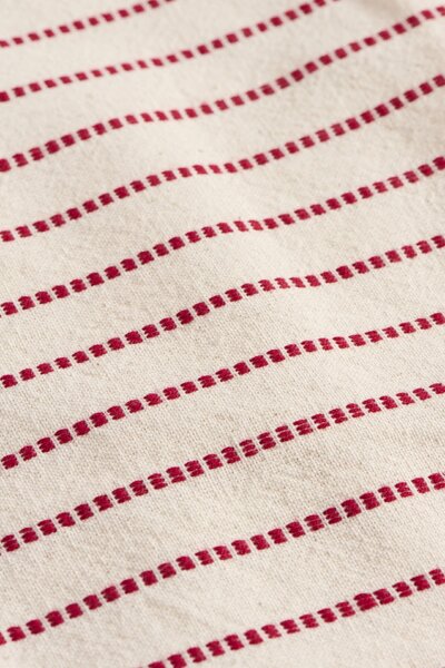 Poťah na vankúš Holly Red Woven Stripes 50 × 50 cm