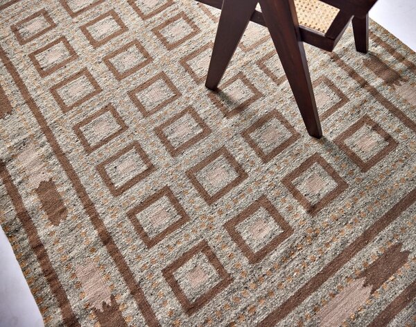 Diamond Carpets India , Ručne viazaný kusový koberec Guggenheim DESP P81 Brown Natural, 80x150, hnedá, chodba / predsieň