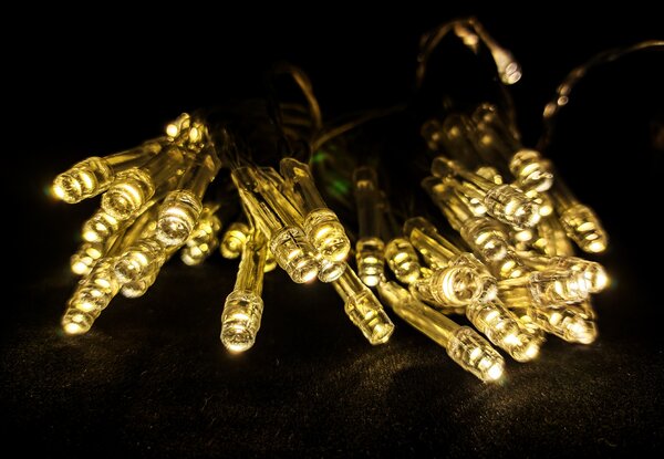 Vianočná LED reťaz do interiéru na batérie - teplá biela, 3,5m, 35 LED, priehľadný kábel
