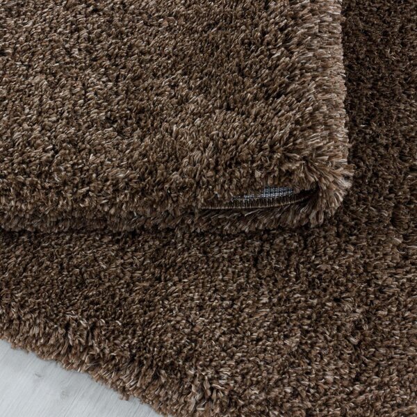 Tmavohnedý koberec 80x150 cm Fluffy – Ayyildiz Carpets