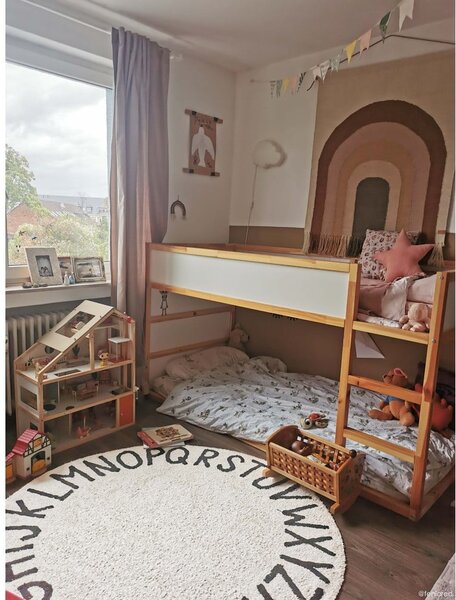 Krémový prateľný ručne tkaný bavlnený detský koberec ø150 cm ABC Natural Black – Lorena Canals