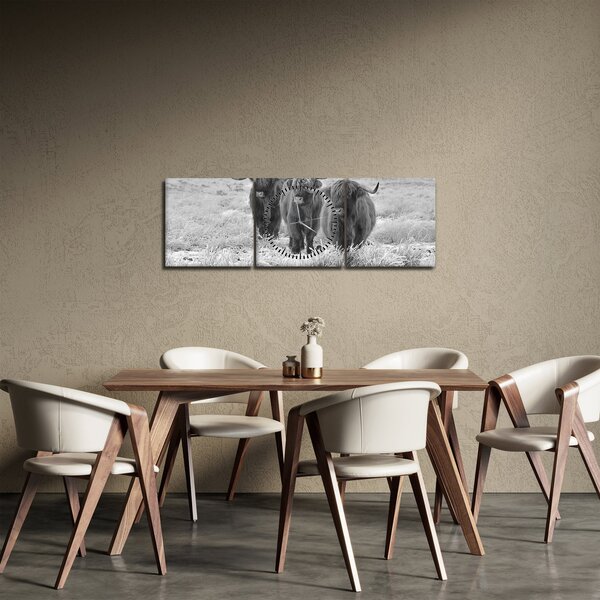 Obraz - Škótske kravy, čiernobiela (s hodinami) (90x30 cm)